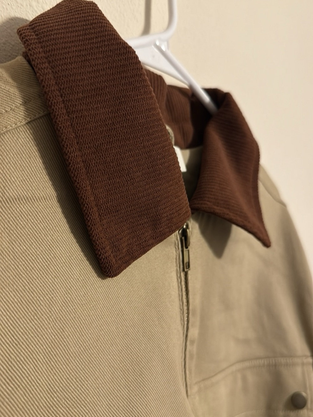 No Boundaries Cropped Canvas Jacket Corduroy Collar. - Picture 5 of 5